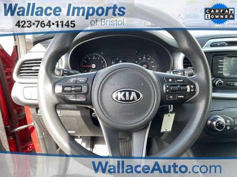 Used 2018 Kia Sorento LX image 15