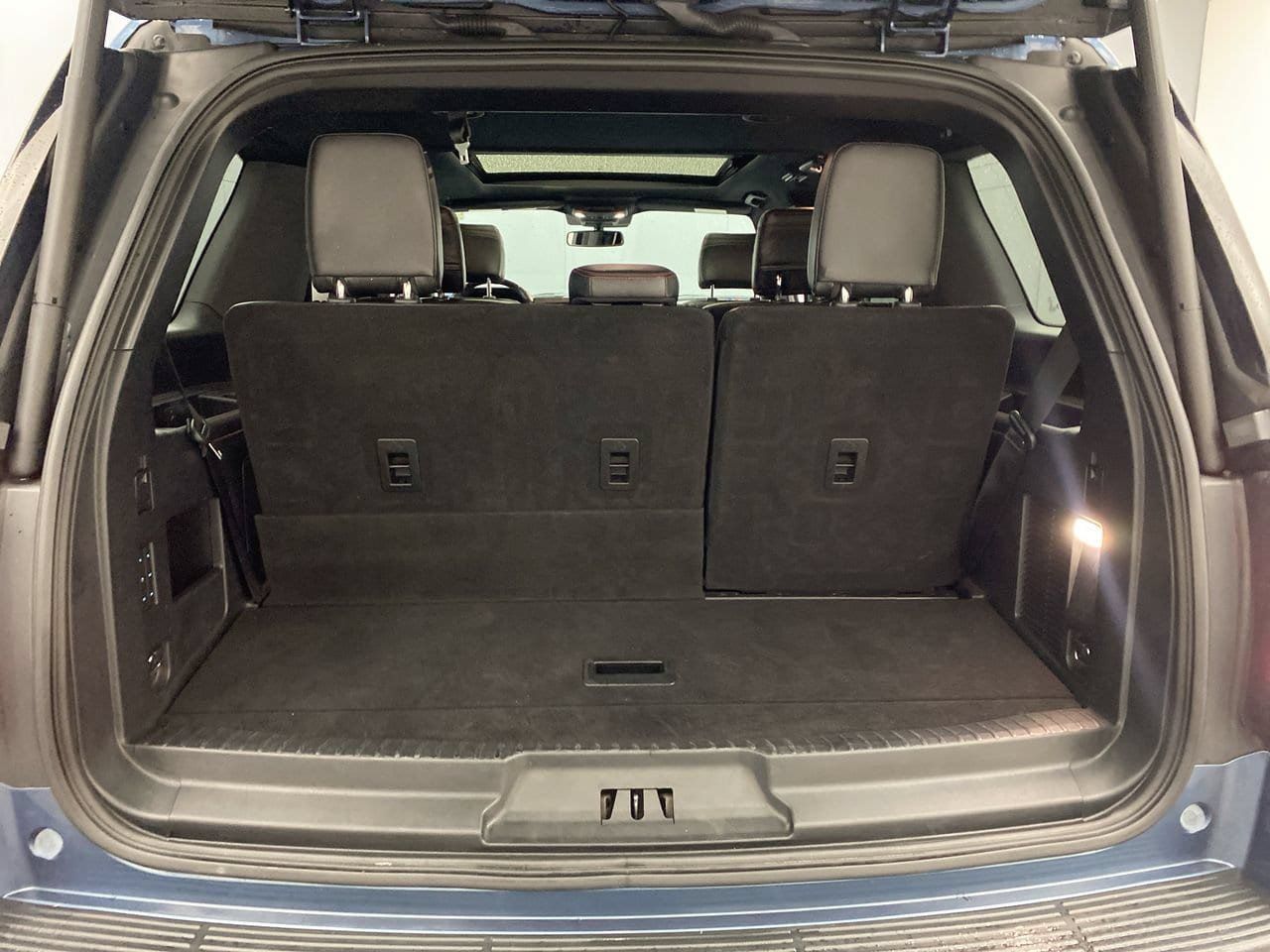 Used 2020 Ford Expedition Limited w/ Equipment Group 303A AWD/4WD image 27