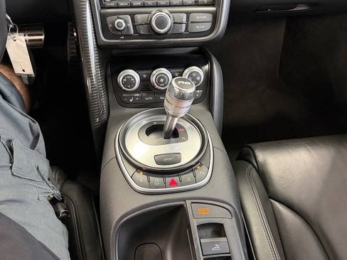 Used 2011 Audi R8 V8 AWD/4WD image 23