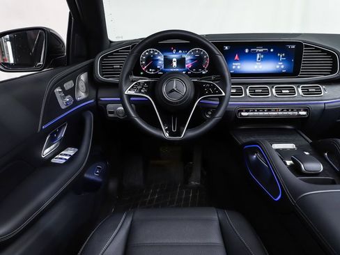New 2026 Mercedes-Benz GLE 450 4MATIC Coupe image 13