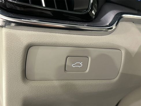 Certified 2023 Volvo S60 B5 Core w/ Climate Package image 22