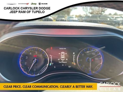 New 2026 Chrysler Pacifica Limited w/ Uconnect Theater Family Group image 11