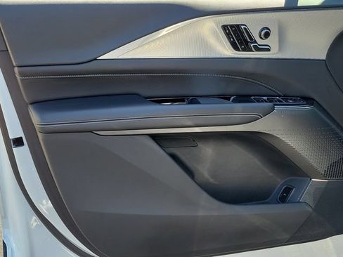 Certified 2024 Cadillac Lyriq Tech w/ Driver Assist Package AWD/4WD image 24