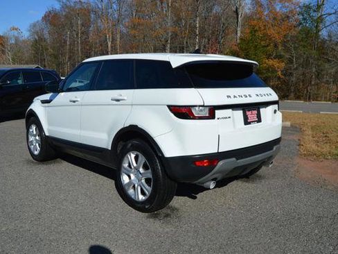 Used 2016 Land Rover Range Rover Evoque SE image 6