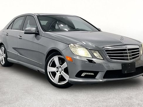 Used 2010 Mercedes-Benz E 350 Sedan image 1