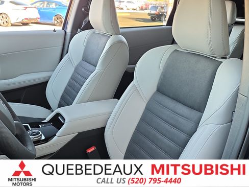 New 2026 Mitsubishi Outlander SE FWD image 12