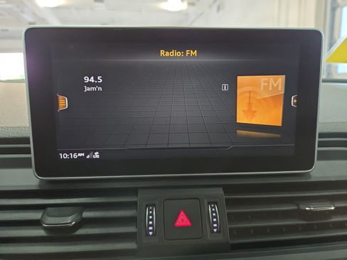 Used 2019 Audi Q5 2.0T Premium Plus AWD/4WD image 24
