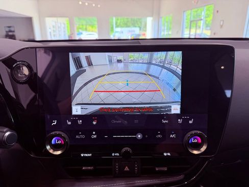 Used 2024 Lexus NX 250 FWD w/ Cold Area Package image 26