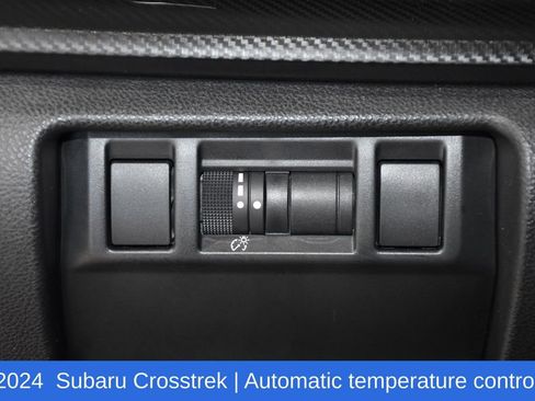 Used 2024 Subaru Crosstrek 2.0i Premium image 9