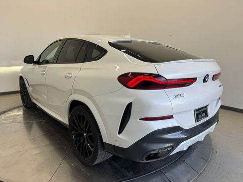 Used 2023 BMW X6 xDrive40i w/ M Sport Package image 9