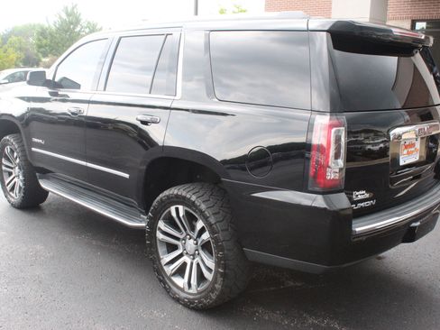 Used 2018 GMC Yukon Denali w/ Open Road Package AWD/4WD image 8