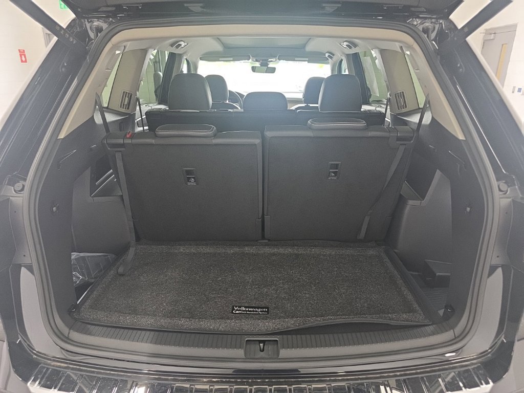 New 2026 Volkswagen Atlas SEL Premium R-Line AWD/4WD image 17