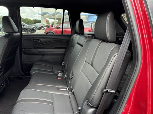 Certified 2024 Honda Passport TrailSport image 24