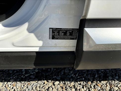 Used 2023 Hyundai Santa Fe Limited image 30