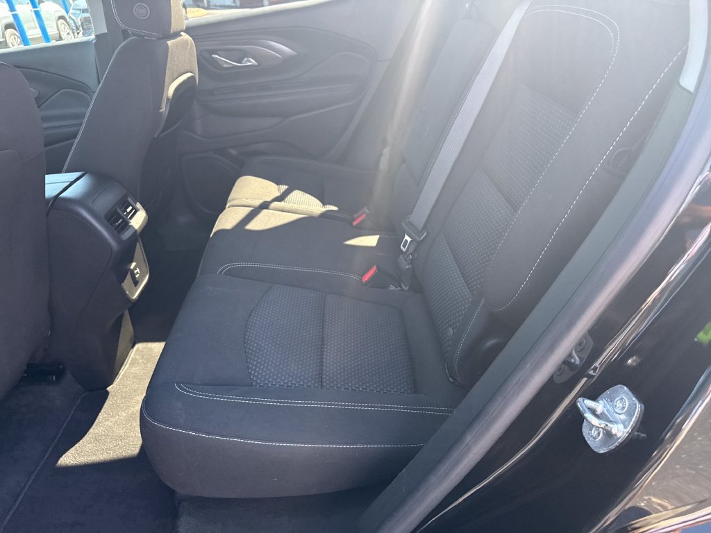 Used 2022 GMC Terrain SLE w/ Driver Convenience Package FWD image 36