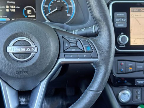 Used 2025 Nissan Leaf SV Plus image 21