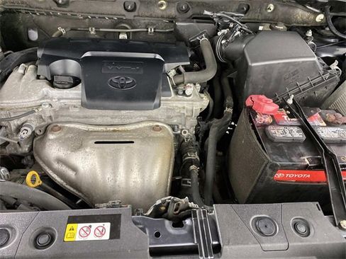 Used 2018 Toyota RAV4 XLE image 32