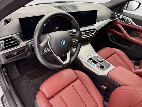 Used 2023 BMW i4 eDrive35 w/ Premium Package RWD image 9