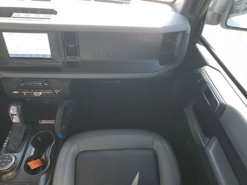 Used 2023 Ford Bronco Black Diamond image 18