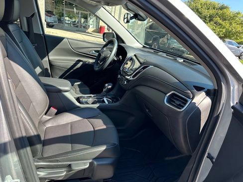 Used 2024 Chevrolet Equinox Premier w/ LPO, Floor Liner Package FWD image 30