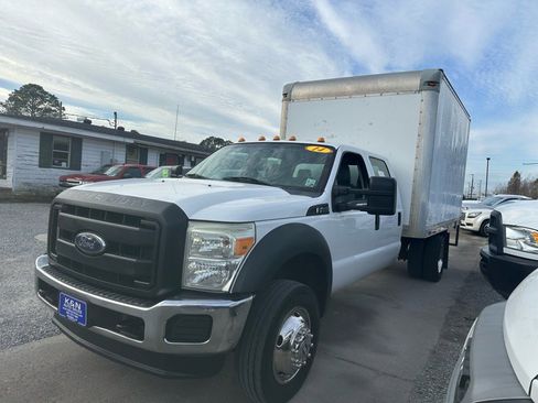 Used 2014 Ford F450 XL w/ XL Value Package image 3