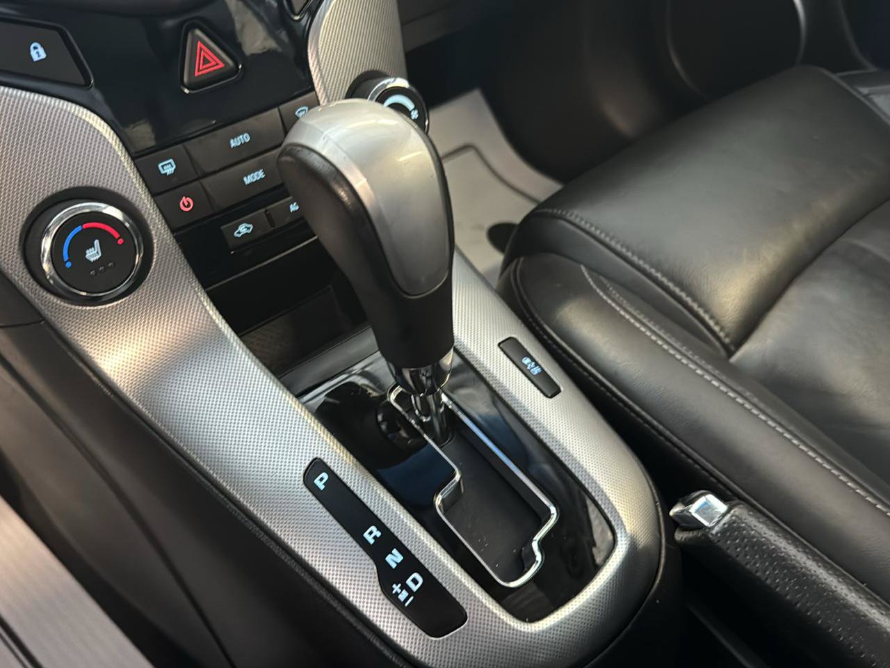 Used 2011 Chevrolet Cruze LTZ w/ RS Package FWD image 15