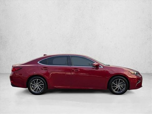 Used 2017 Lexus ES 350 image 4