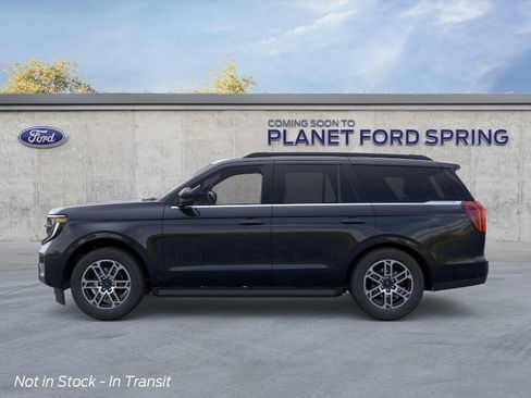 New 2026 Ford Expedition Active RWD image 3