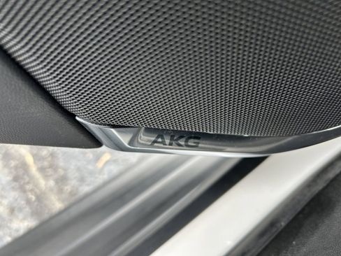 Used 2021 Cadillac Escalade Sport Platinum image 33