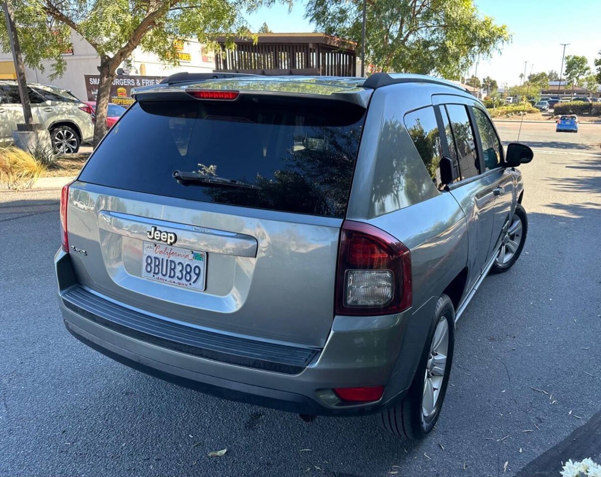Used 2014 Jeep Compass Sport AWD/4WD image 4