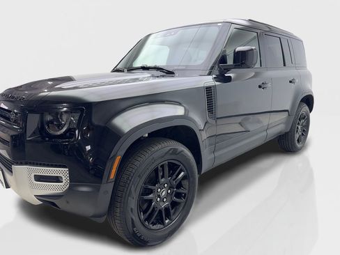 Used 2025 Land Rover Defender 110 S AWD/4WD image 11