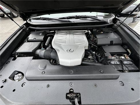 Used 2012 Lexus GX 460 image 33