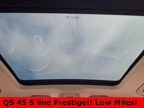 Used 2023 Audi Q5 2.0T Prestige w/ Prestige Package image 29