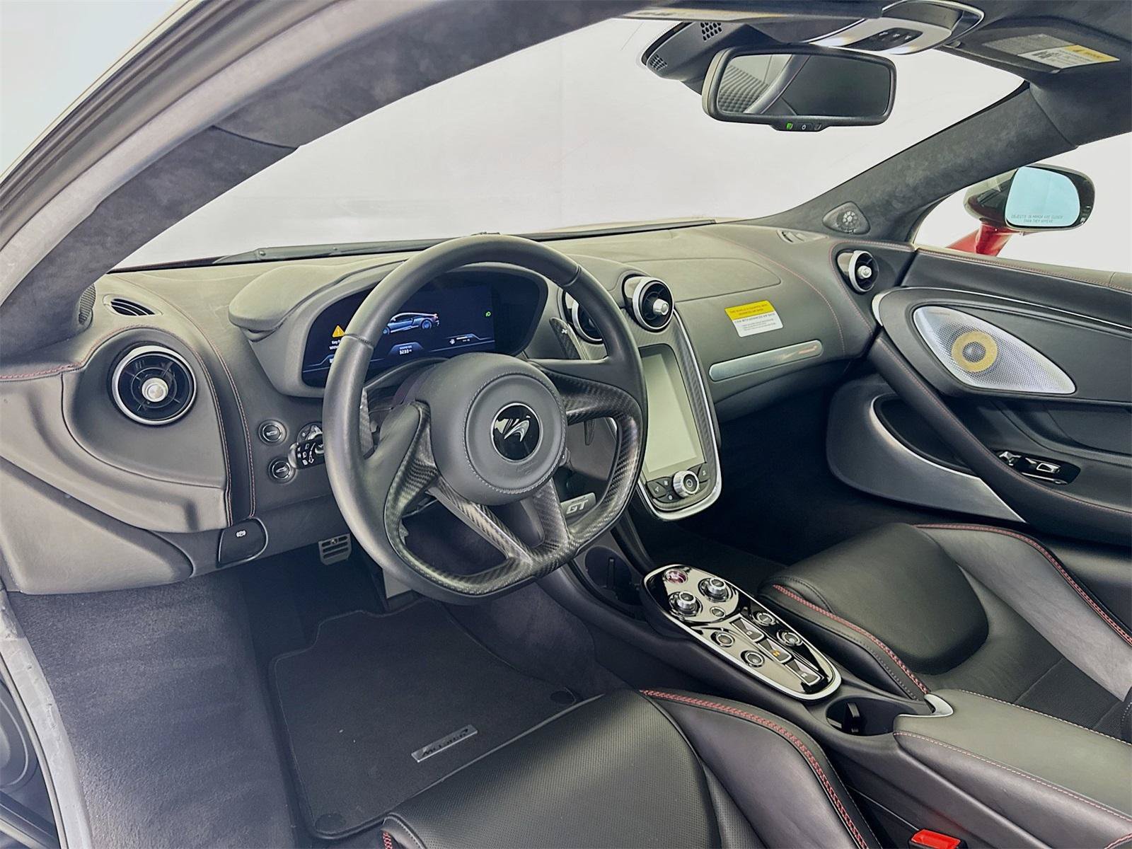 Used 2023 McLaren GT RWD image 9