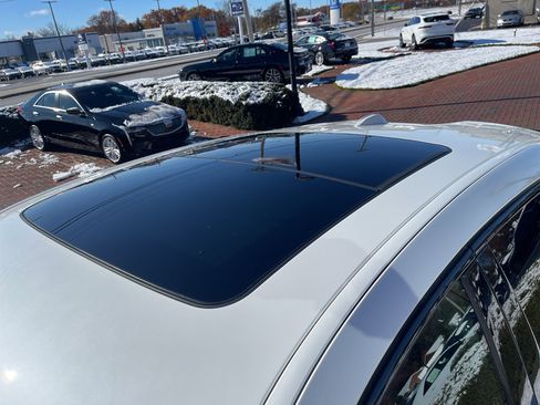 Used 2025 BMW X6 M60i image 12