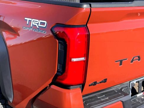 Used 2025 Toyota Tacoma TRD Off-Road image 28