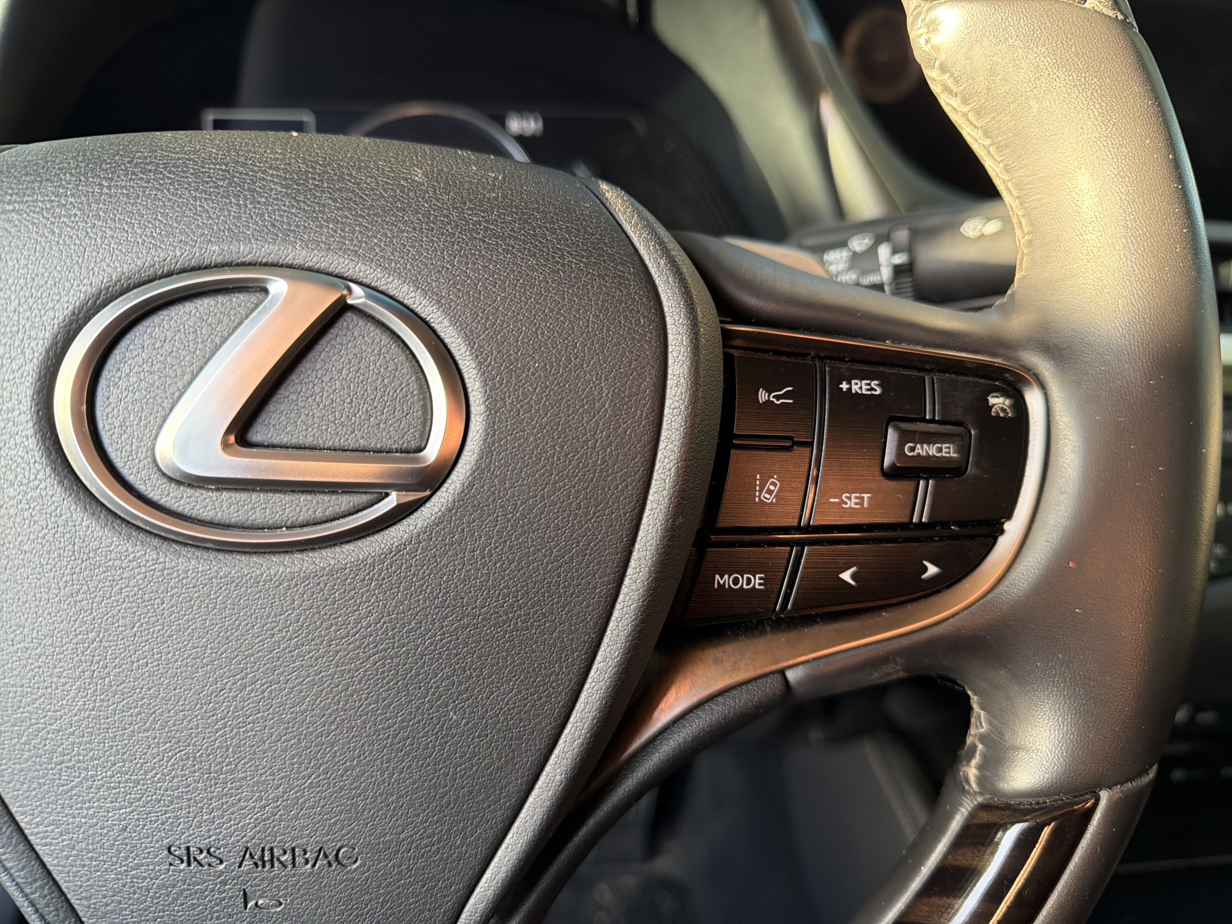 Certified 2021 Lexus ES 350 w/ Premium Package FWD image 19