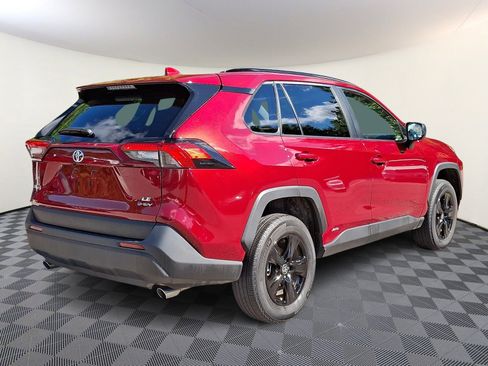 Certified 2025 Toyota RAV4 LE AWD/4WD image 6