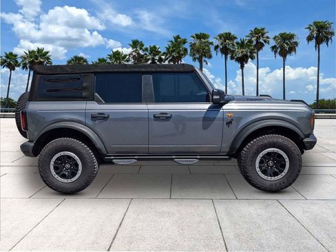 Certified 2022 Ford Bronco Badlands AWD/4WD image 8