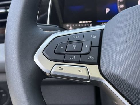 New 2026 Volkswagen Jetta SE FWD image 13