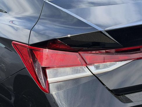 Certified 2023 Hyundai Elantra SEL w/ Convenience Package FWD image 10