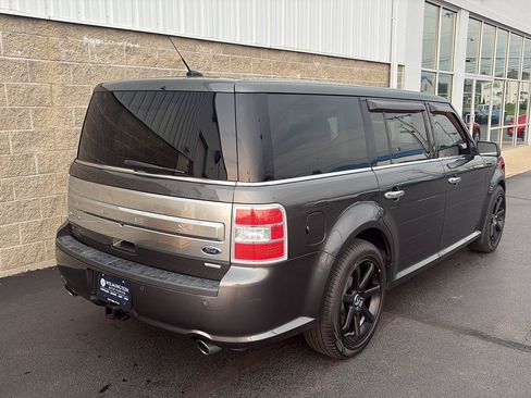 Used 2018 Ford Flex Limited w/ Equipment Group 303A AWD/4WD image 3