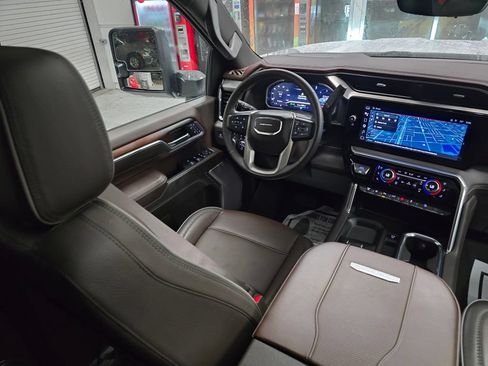 Used 2024 GMC Sierra 3500 Denali w/ Denali Reserve Package AWD/4WD image 50