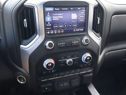 Used 2020 GMC Sierra 1500 SLT AWD/4WD image 6