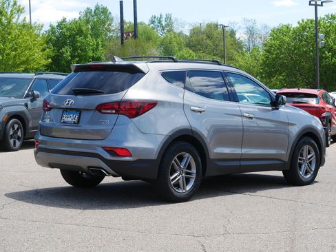 Used 2017 Hyundai Santa Fe Sport AWD/4WD image 6