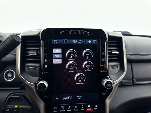 Used 2024 RAM 2500 Laramie w/ Protection Group AWD/4WD image 9