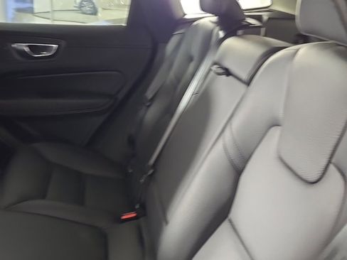 Certified 2023 Volvo XC60 B5 Plus w/ Climate Package image 14