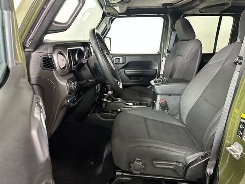 Used 2023 Jeep Wrangler Unlimited w/ Cold Weather Group image 11