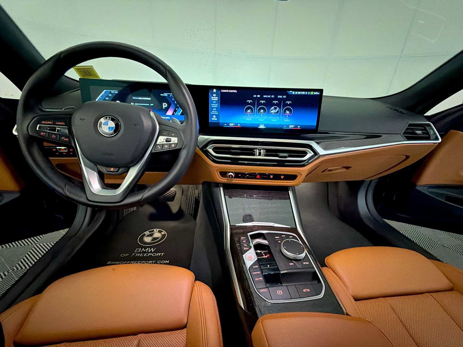 Used 2024 BMW 430i xDrive Convertible w/ Premium Package AWD/4WD image 17