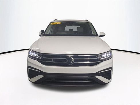 Used 2024 Volkswagen Tiguan S FWD image 3